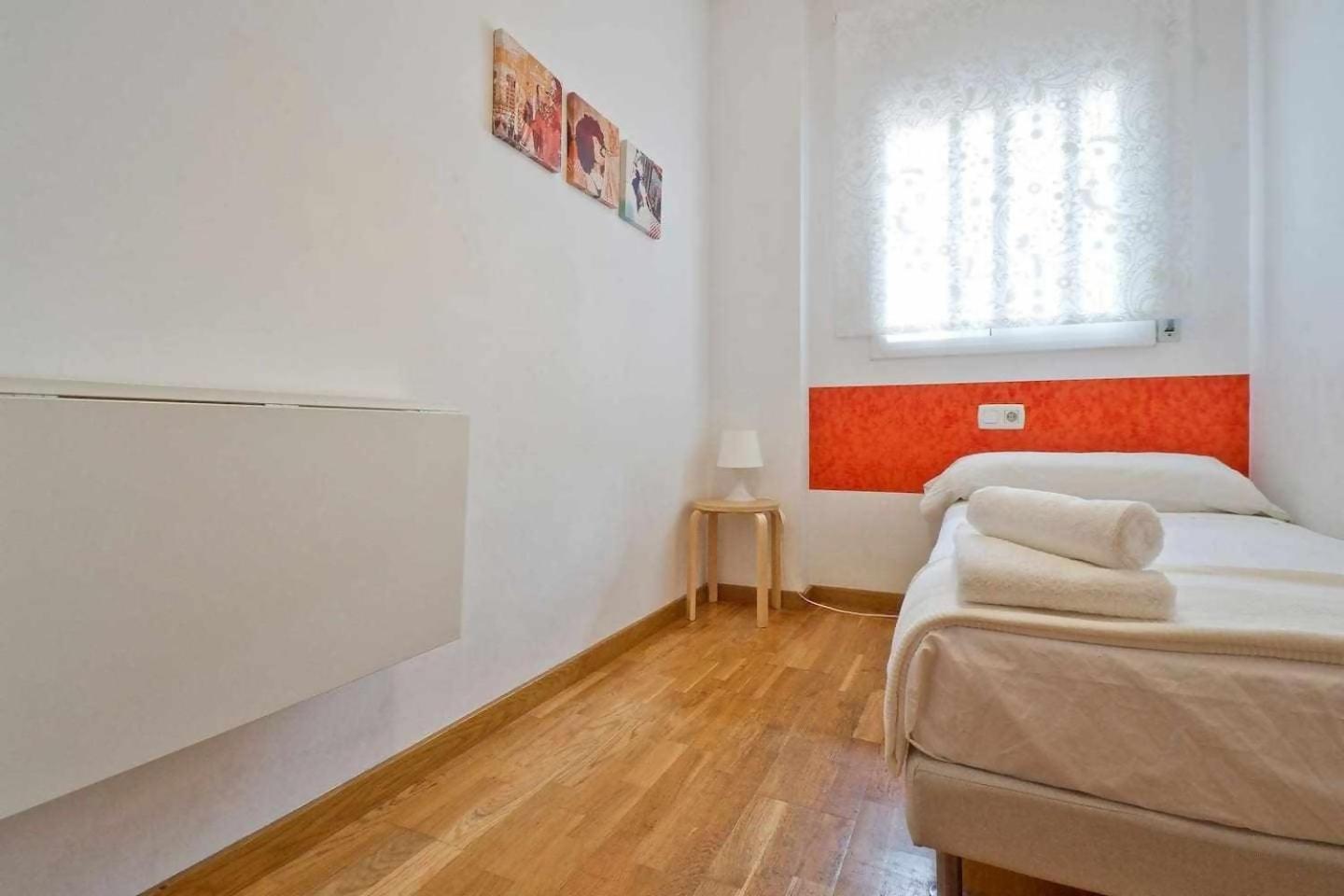 Comfortable 4 Rooms 2Bath W Balcony Barcelona Buitenkant foto