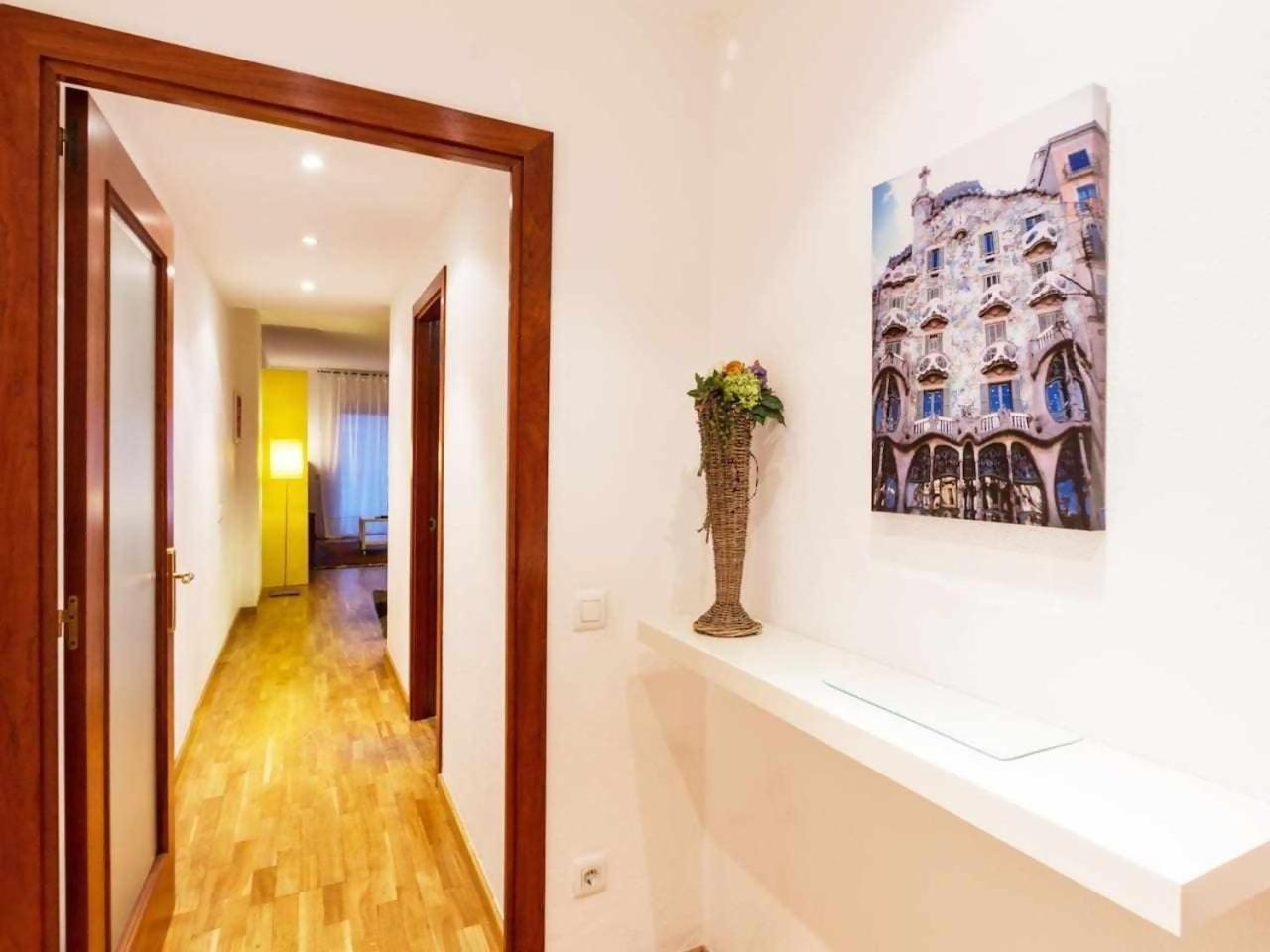 Comfortable 4 Rooms 2Bath W Balcony Barcelona Buitenkant foto